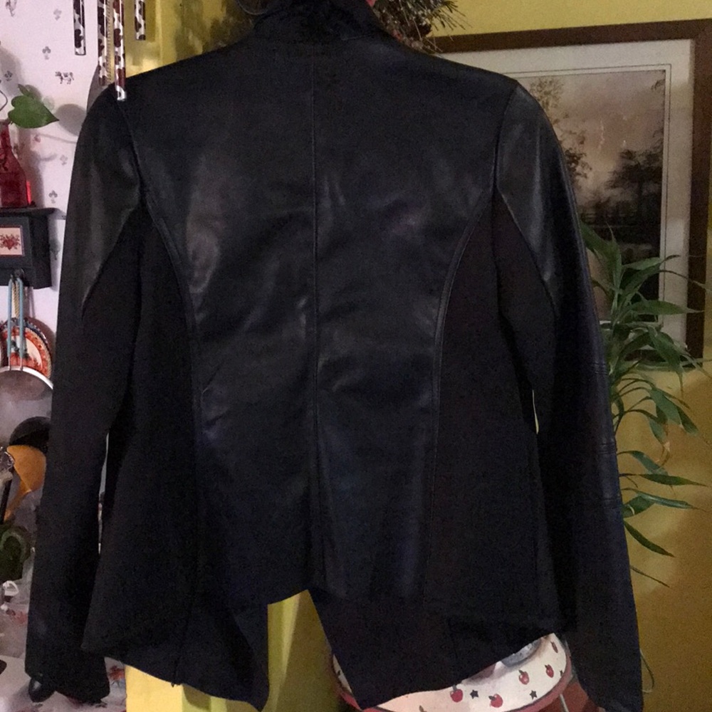 Jacket - Picture 4 of 4
